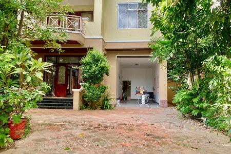 Villa For Rent In Tonle Bassac