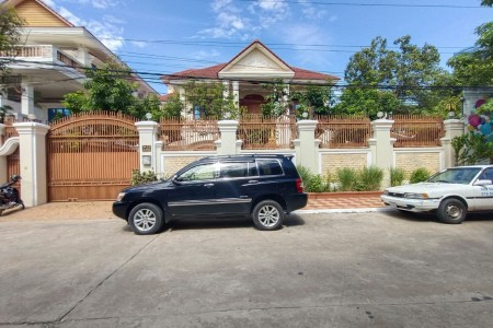 villa for rent near TK Avenue