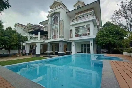 Pool Villa for Rent in Borey Peng Huoth