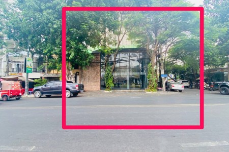 corner shop for lease in daun penh, near independence monument