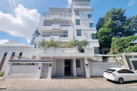 Building for Rent in Daun Penh Area