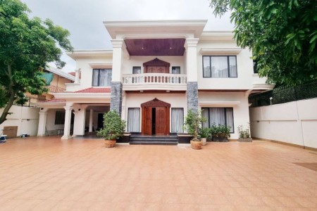 05 bedroom villa for rent in tuol kork