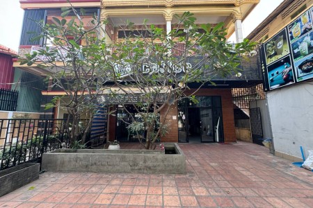 Ground Floor Space For Rent In Boeung Trabek