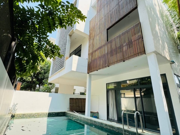 Modern Villa For Rent In Diamond Island