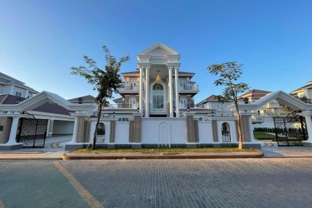 king villa for rent in borey peng huoth