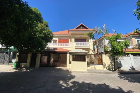 Villa for Rent in Bassac Garden City Compound