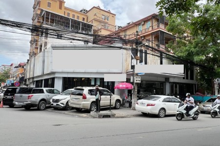 Corner Building For Rent In Boeung Trabek