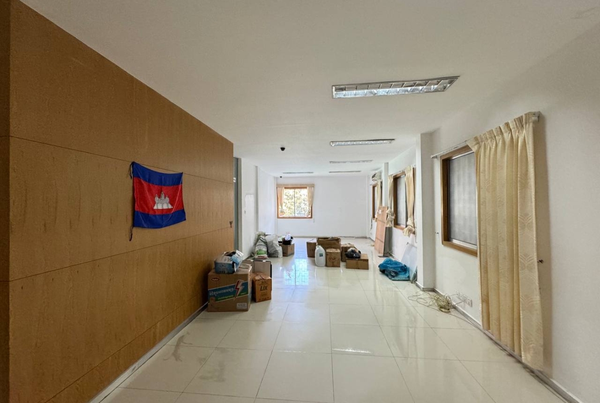 office building for rent in daun penh