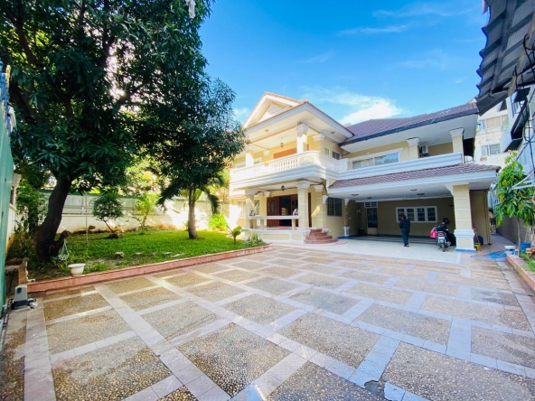 garden villa for rent in chamkamorn