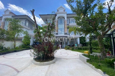 Queen Villa For Rent In Borey Peng Huoth 60M