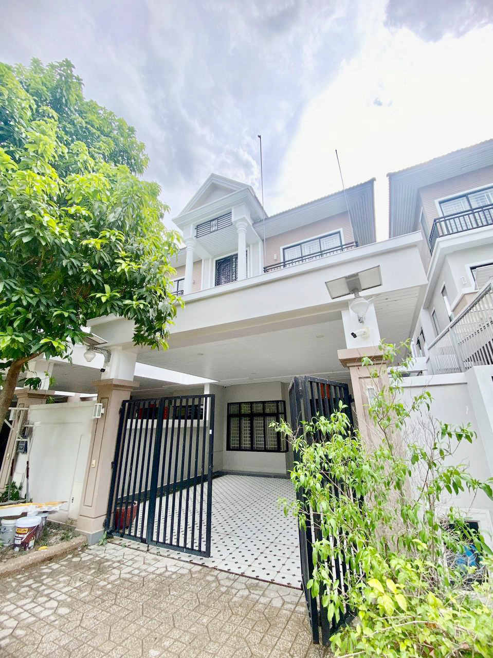 twin villa for rent in borey peng huoth the star diamond