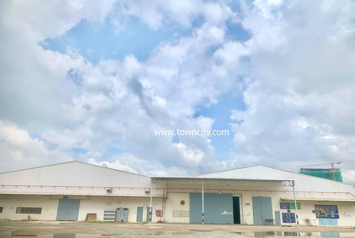 Land and factory for rent near ISPP, Sangkat Chak Angre Kroam, Khan Mean Chey