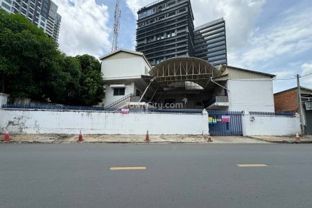 building for rent close to TK Avenue, Tuol Kork