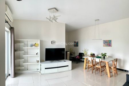 spacious 02 bedroom condo for rent