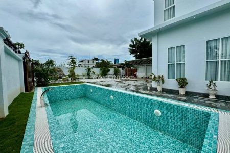 Modern Villa For Rent In Chroy Changvar