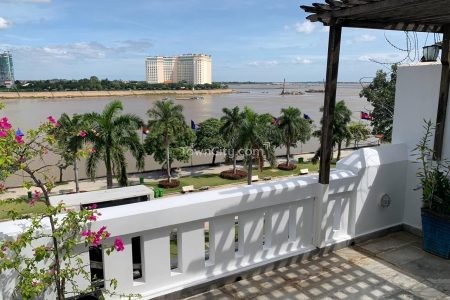 Penthouse 01 Bedroom Apartment For Rent In Daun Penh