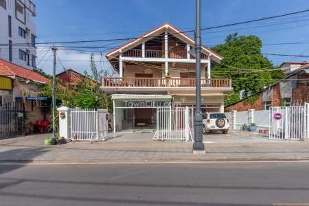 Khmer Style House For Sale In Siem Reap