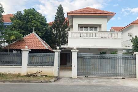 Single 04 Bedroom Villa For Rent In Borey Sunway