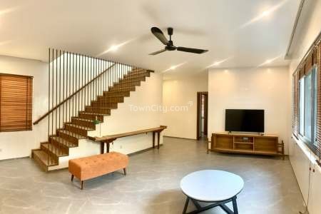 Modern Villa With Pool In Tonle Bassac