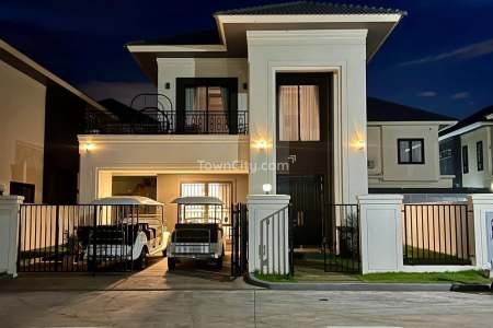 Urgent Sale Queen Villa In Borey Amory