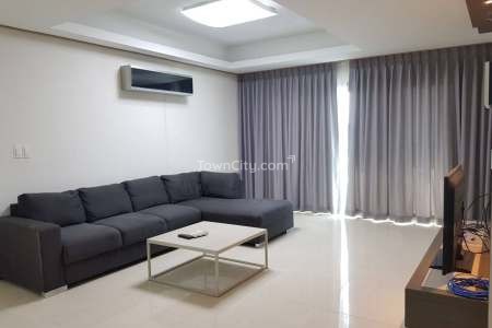 03 Bedroom Condo for Rent in De Castle Nobless