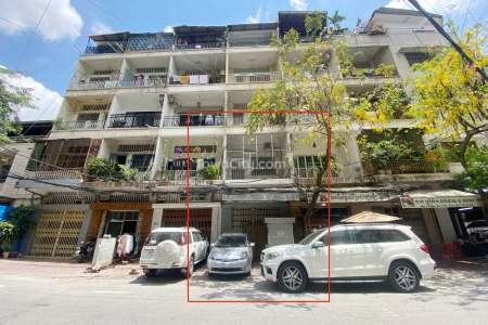 04 bedrooms flat for rent near riverside, sangkat phsar chas, Khan Daun Penh