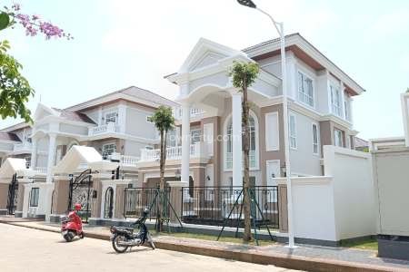 Villa for Sale in Borey Peng Huot