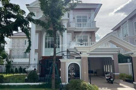 Villa for Rent in Borey Peng Huoth