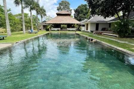Fully Equipped Resort for Sale in Kampot Province