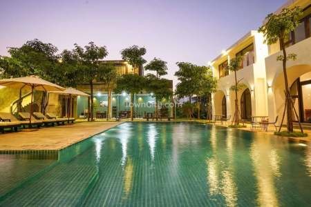 Beautiful boutique for sale in kampot province, sangkat andoung khmer