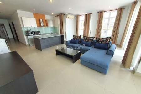spacious & modern 02 bedroom serviced apartment for rent in boeung trabek, near russian market