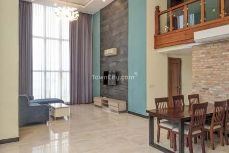 Penthouse 03 Bedrooms for Rent near BKK 1