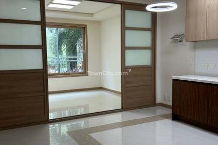 Korean Style One Bedroom Condo for Rent