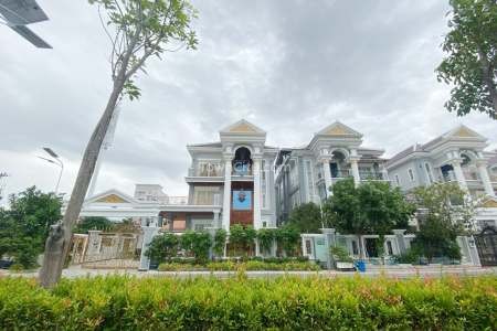 05 Bedrooms Villa for Rent near Aeon Mall 2