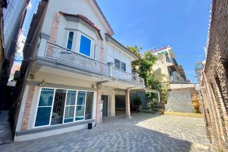 Nice Villa for Rent near Boeung Keng Kang 1