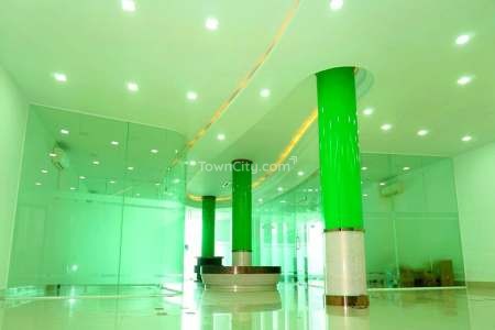 Office for Lease in Srah Chak