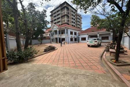 Single Villa for Rent in Khan Tuol Kork