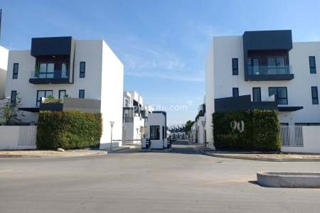 Community Villa for Rent in Borey Residence 90, Khan Tuol Kork