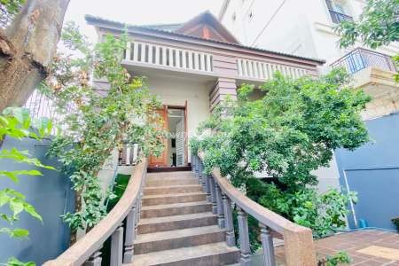 House for Rent along Mekong River