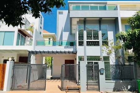 Villa for Rent in Borey Elite Town