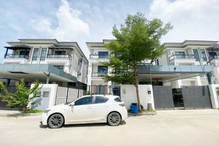 Twin Villa for Rent in Borey Rith 598