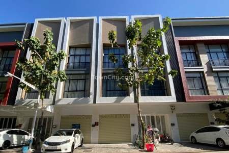 Shophouse for Rent in Borey Peng Huoth
