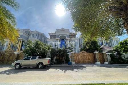 Spacious Villa for Rent in Borey Vimean Phnom Penh