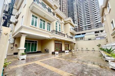 Villa for Rent in Borey Chamkamorn Residence