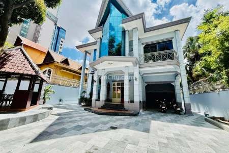 Spacious Villa for Rent in Boeung Keng Kang