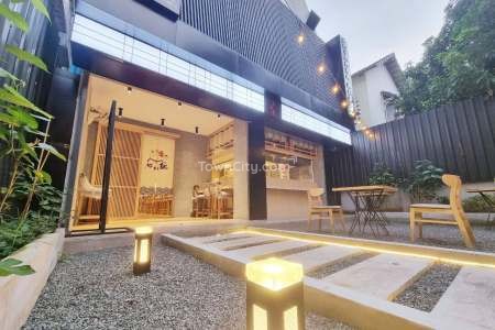 Commercial House for Sale in BKK 3