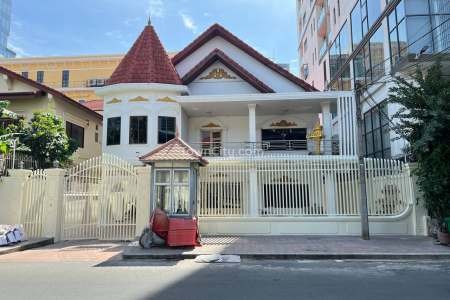 Single Villa for Rent in Daun Penh