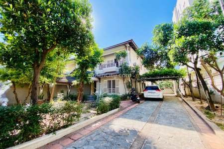 Villa for Rent near Russian Market