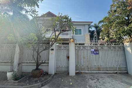 Villa for Rent in Bassac Garden City