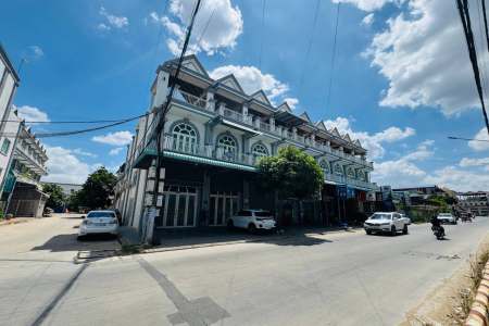 House for Sale near Chamkar Pring Park